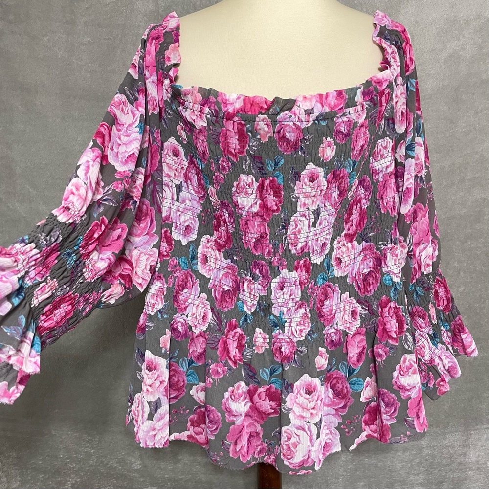 Torrid Off Shoulder Smocked Floral Peasant Blouse Pink Roses Size 5 (4X/5X)